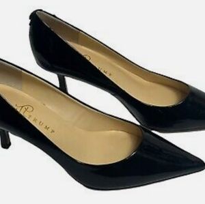IVANKA TRUMP Women Size 7WBlack Point toe Patent Leather Slip on Pumps Heels